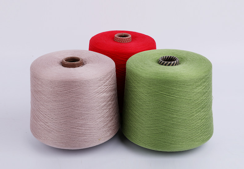 Wool, cashmere, cotton, chemical fiber blended yarn
