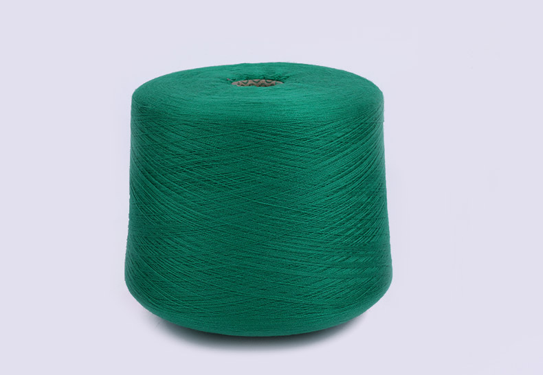 Cashmere yarn-brilliant green
