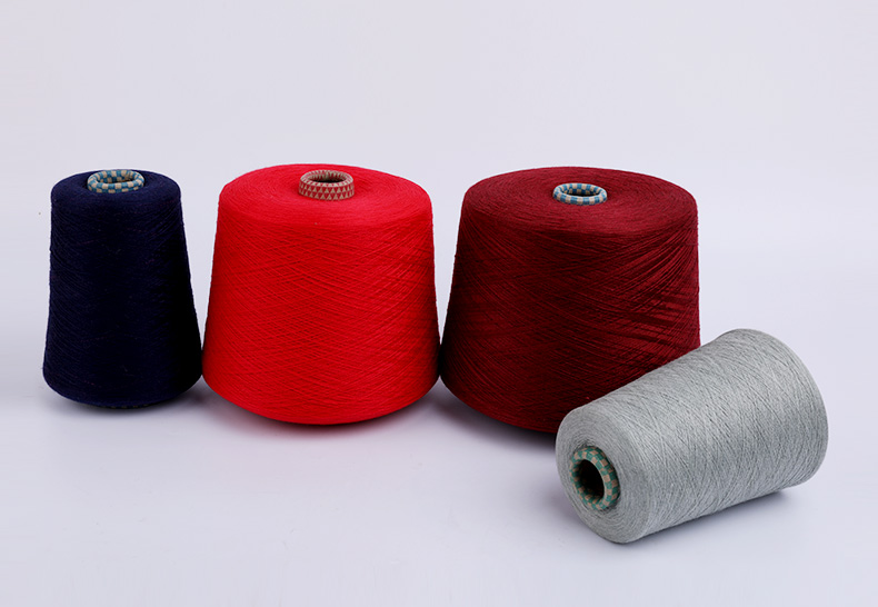 Yarn-dyed core-spun yarn